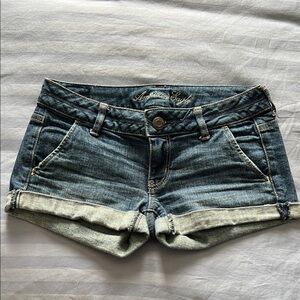 American Eagle Outfitters Women's Classic Blue Jean Shorts